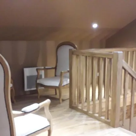 Le Montagnon Appartement *